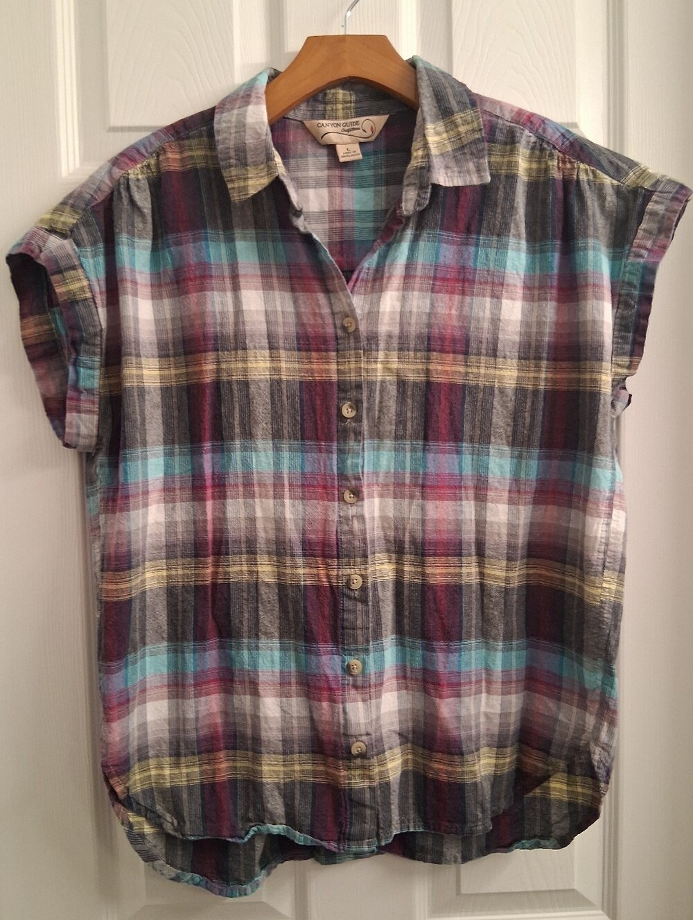 Canyon Guide Outfitters Plaid Button Front Shirt Large